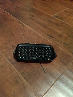 Xbox 360 chat pad