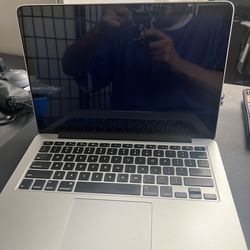 2015/2016  MacBook Pro i7 1TB ssd 16 ram