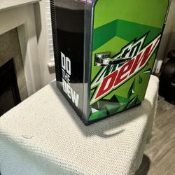 Mini Fridge 