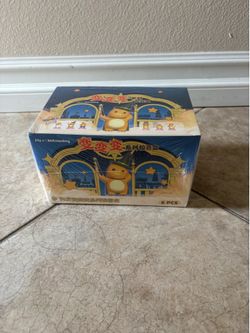 Case of Pinailoong Shapeshifting Series blind box.