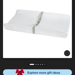 Munchkin Secure Grip Waterproof Diaper Changing Pad 16X31" Más Dos Fundas 