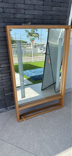 Mirror with light for bathroom