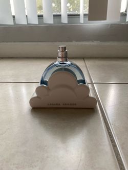 Ariana Grande Cloud Perfume