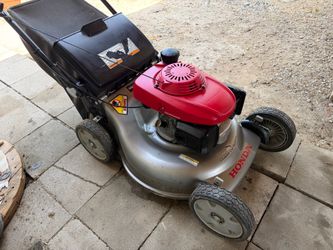 Honda lawn mower