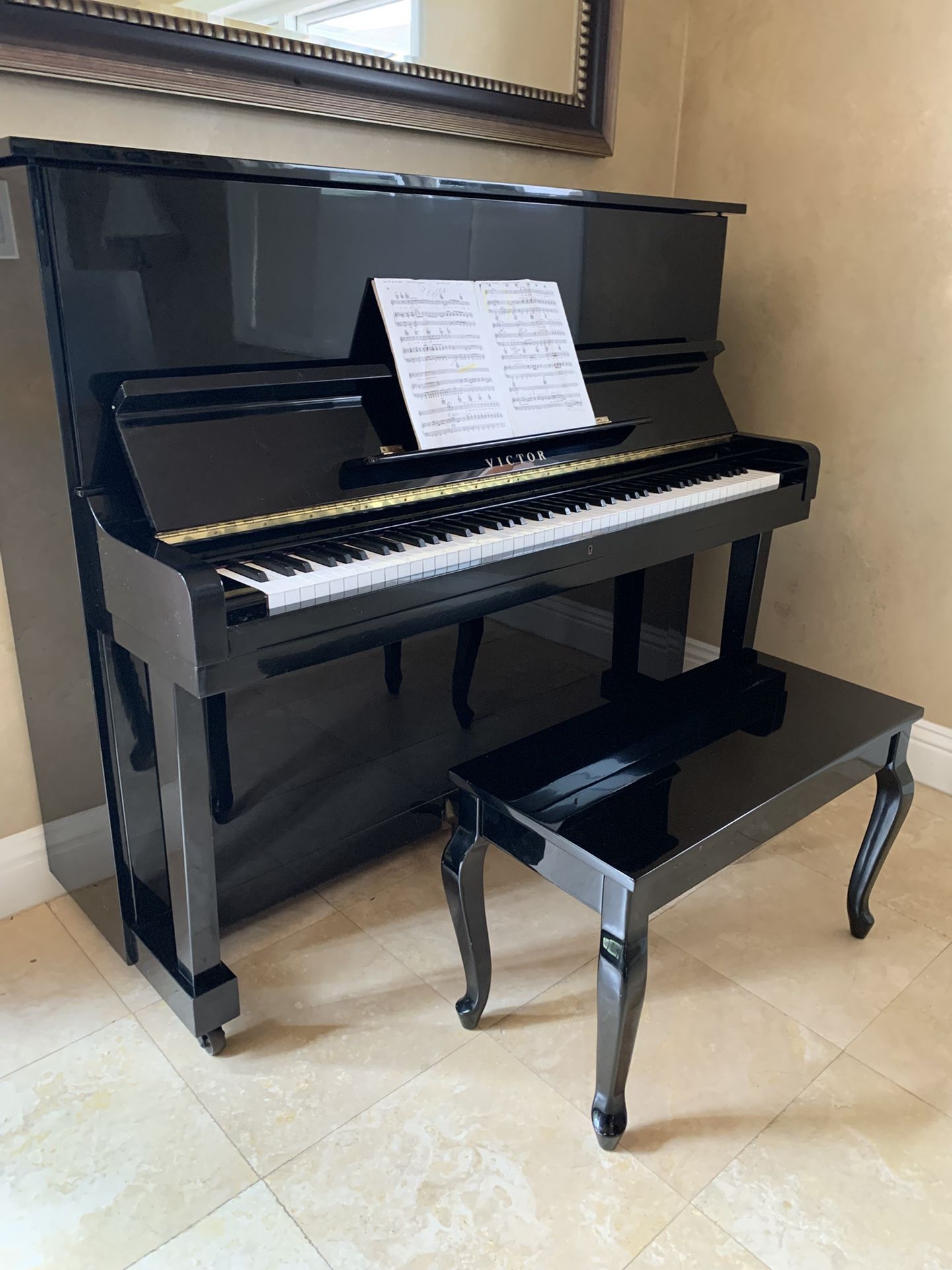 VICTOR Upright Piano Polished Shiny Black 88 Keys - In Northridge 