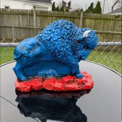 Bill’s Themed Buffalo Statue