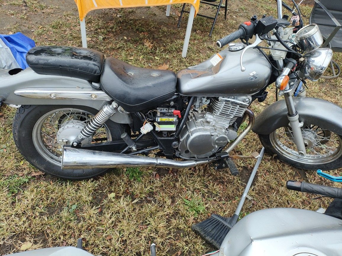 I Have Two Motorcycles 02/08 Suzuki Gz (contact info removed) Suzuki Jigster