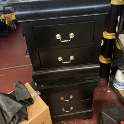 Head Board And Bed Frame With 2 Nightstands