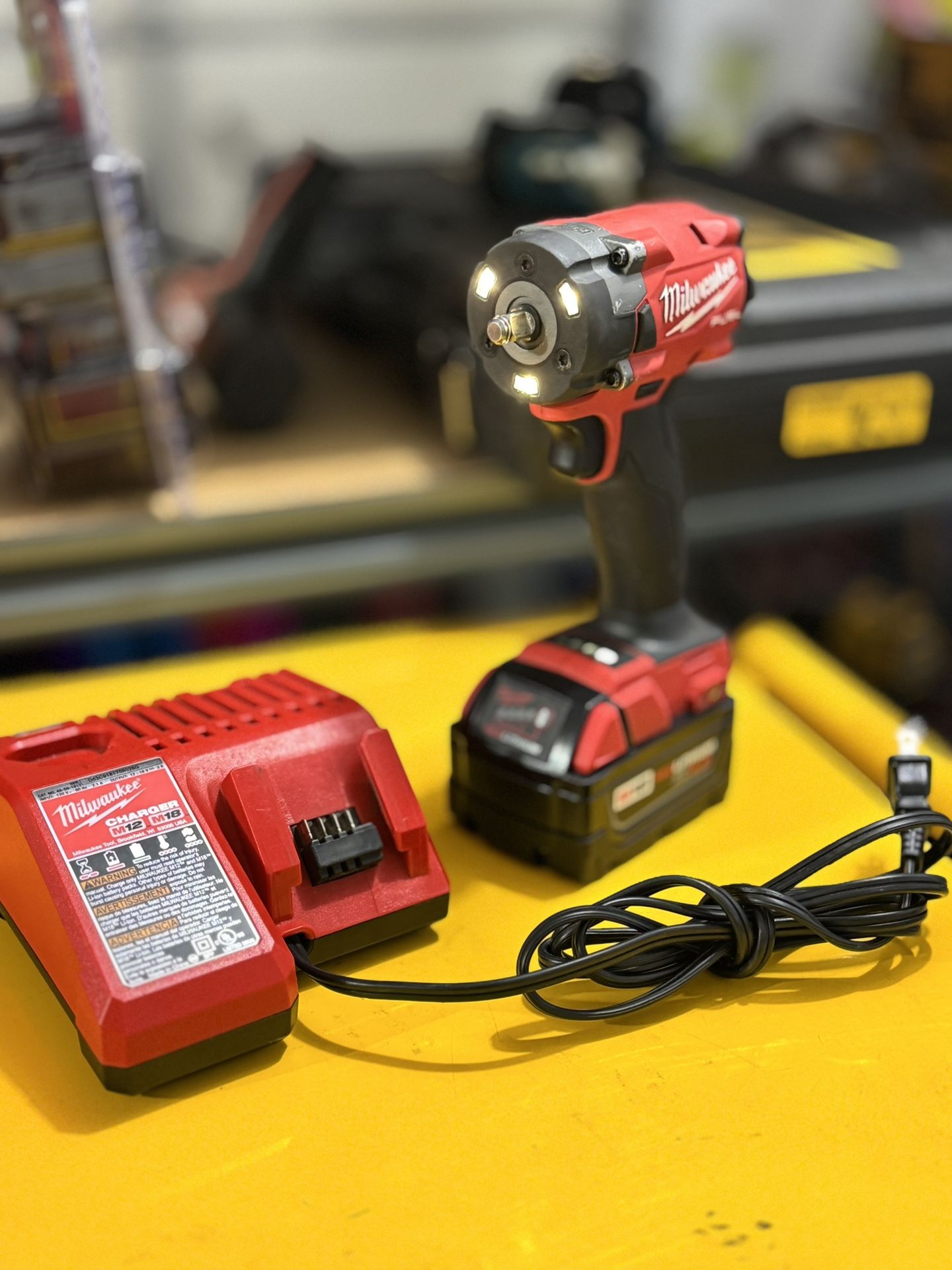 Milwaukee M18 FUEL Brushless Cordless 3/8 in. Compact Impact Wrench