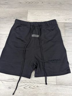 black essentials shorts size small