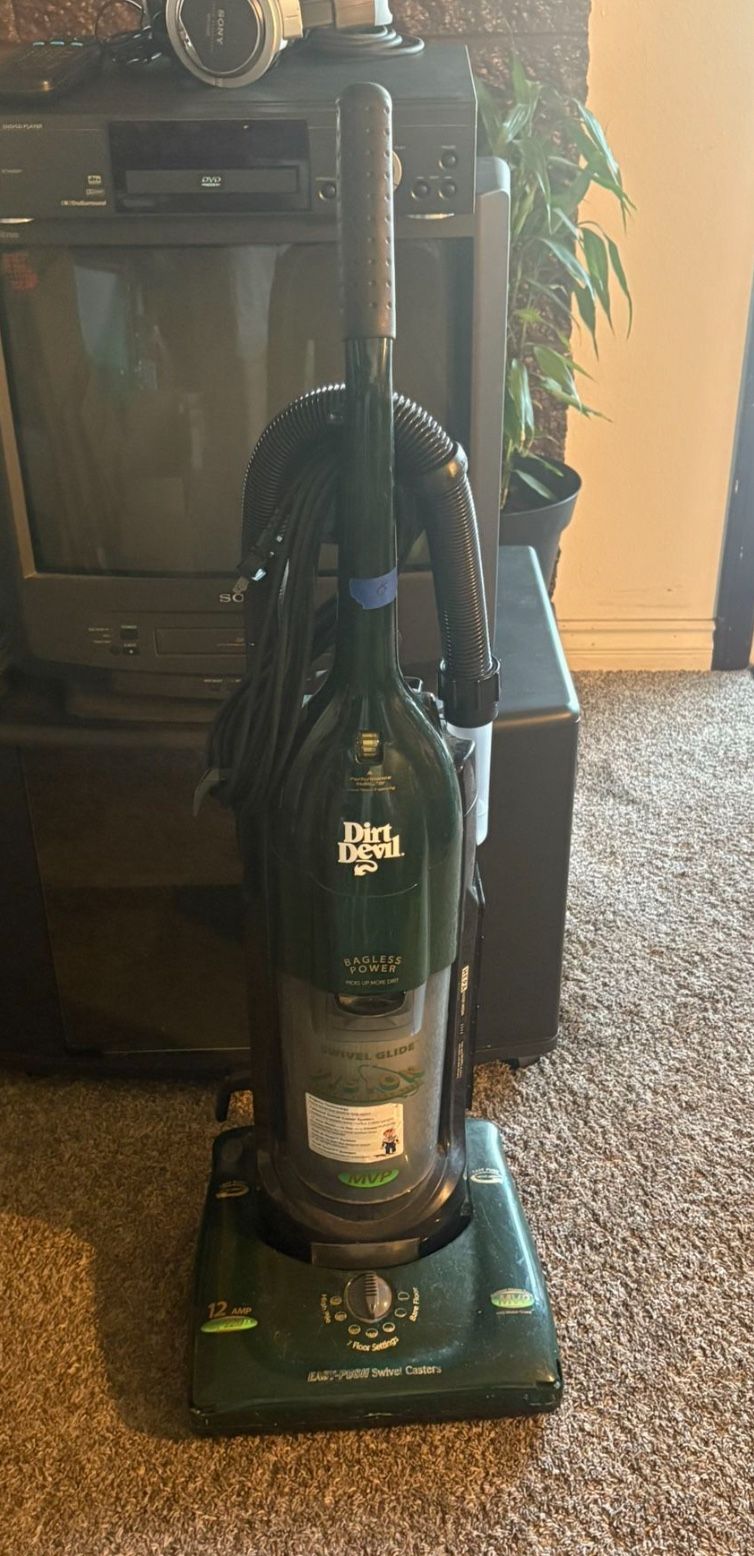 Dirt Devil Vacuum Cleaner