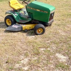 Used John Deere 175 48 Inch Riding Mower 