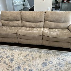 Recliner Sofas 