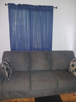 Couch that I never sit on pretty new