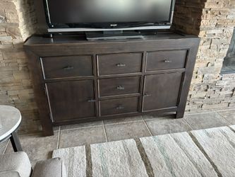 Tv Armoire 