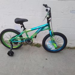 NEW Green 18in BMX Bike