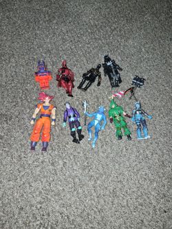 9 figures for 100 obo with accessories.