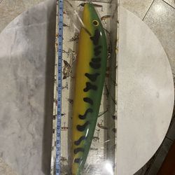 Giant Fishing Lure Rivers Edge for Sale in San Diego, CA - OfferUp