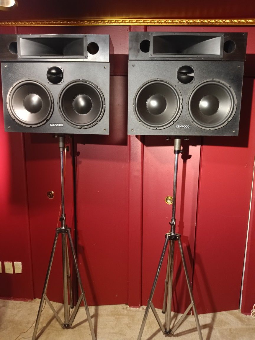 KENWOOD MV-7 LOUDSPEAKERS with speaker stands