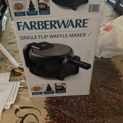 Waffle Maker 