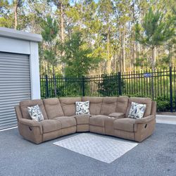 ✨ Tan Ashley furniture manual recliner sectional with storage CAN DELIVER🚚FOR A FEE!