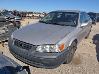 2000 Toyota Camry PARTS @ U-Pull Auto Parts DD4734