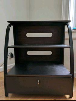 TV stand: Altra Essex Expreso Highboy