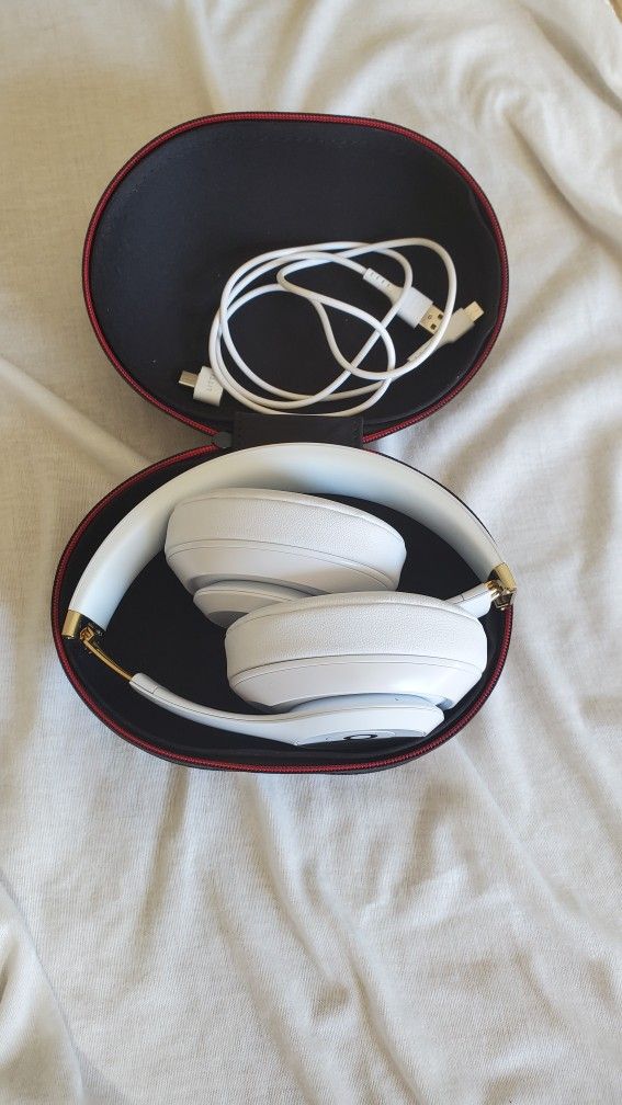Beats Studio 3