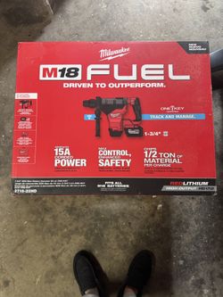 Milwaukee Tool 2718-22Hd M18 Fuel 1-3/4" Sds Max Rotary Hammer Kit W/ (2) 12.0 Battery’s. Hammer Drill Jack Hammer