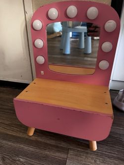 Toy little vaniety