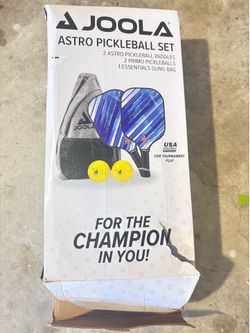 JOOLA Astro Pickleball Set with 2 Paddles, 2 Balls and Bag BRAND NEW.