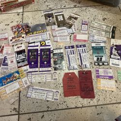 Awesome collection of vintage sports ticket stubs tickets Phoenix Suns Arizona Diamondbacks Outlaws Rattlers 1970s to 2000s lot