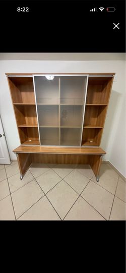 Mueble de madera