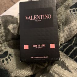 Valentino Cologne 