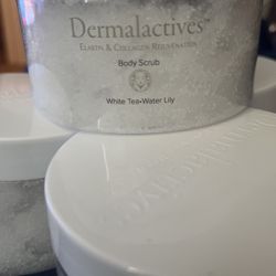 Dermalactives Body Scrub 