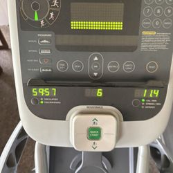 Elliptical PRECOR 
