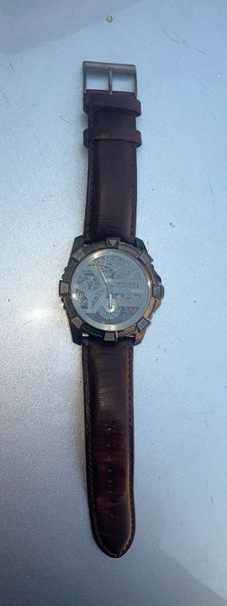 GUESS watch. (Needs new battery)