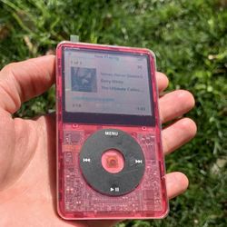 iPod 5th Gen ! Translucent Pink ! 30 Gig Stock 