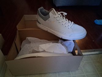 On shoes. New  white and ligth  blue   size 13