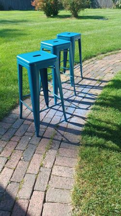 3 Vintage Commercial Grade Industrial Shop Stools