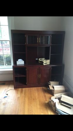 Entertainment center