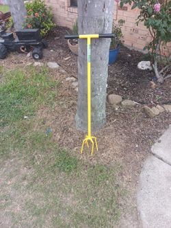 Garden Soil Tiller 
