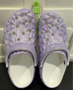 NWT Classic Geometric Iridescent Purple Crocs (Available in Women’s Size 6,7 & 8) -$25