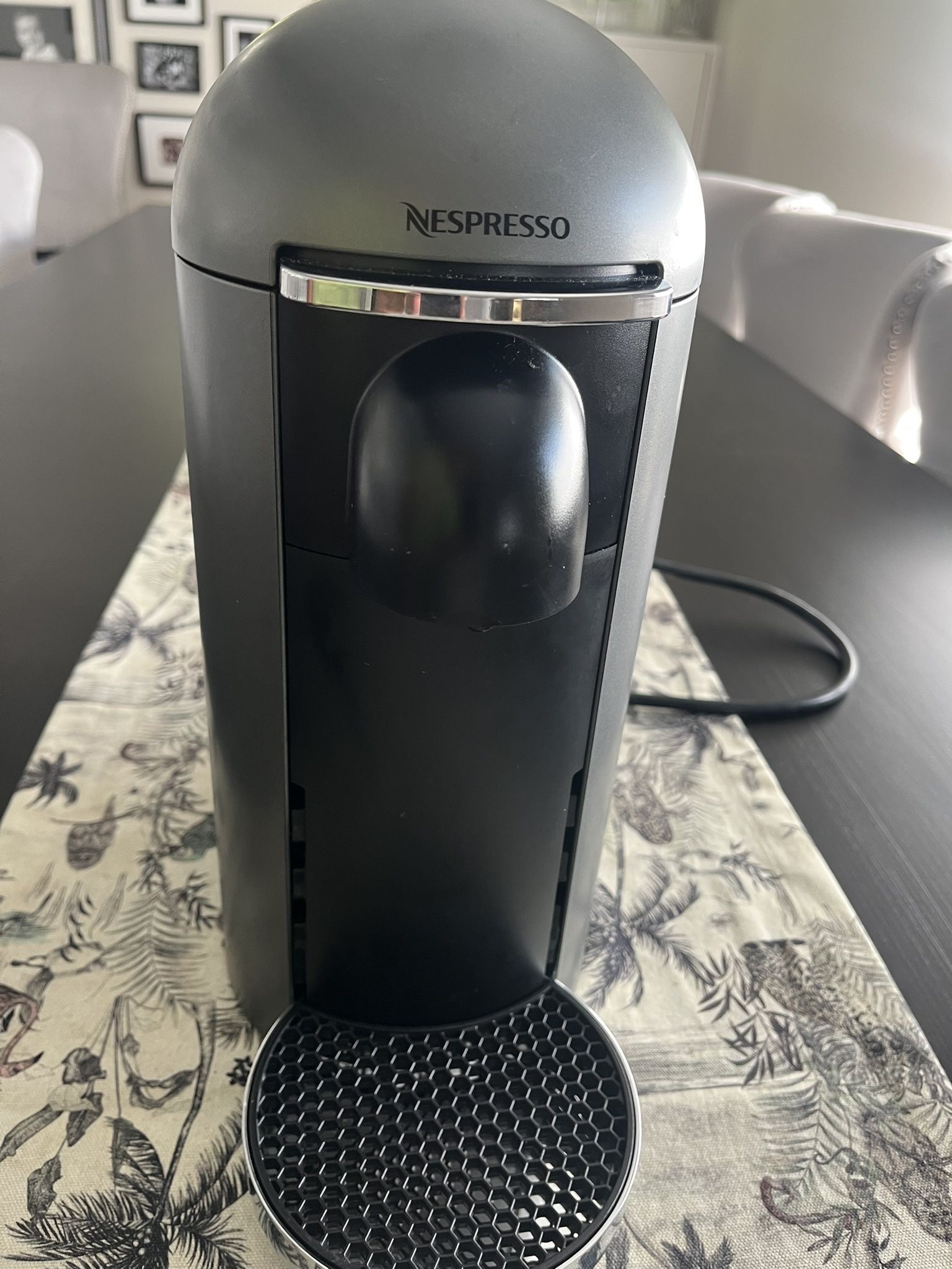 NESPRESSO VERTUO PLUS 