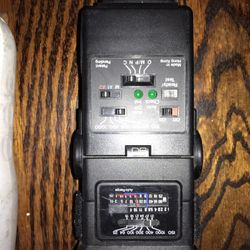 Phoenix Camera flash adapter