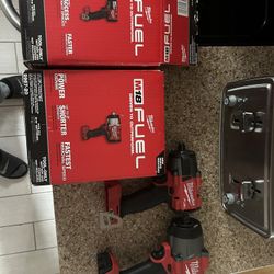 Milwaukee Impact Wrench 