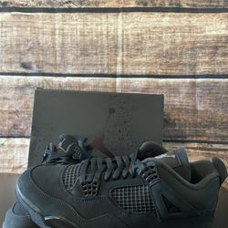 Jordan Retro 4 Black Cats 