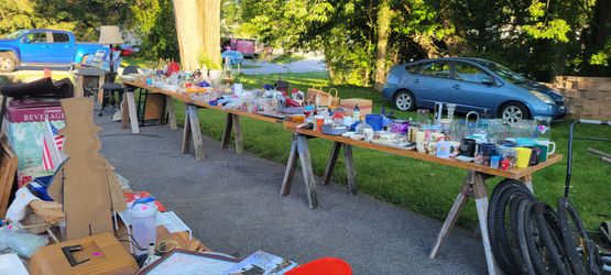 Huge Yard Sale 3075 Dundee Road York 17406 Friday 5/29 & Saturday  5/30