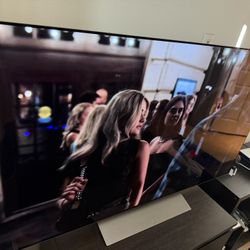 LG - 55" Class C3 Series OLED evo 4K UHD Smart webOS TV (2023)