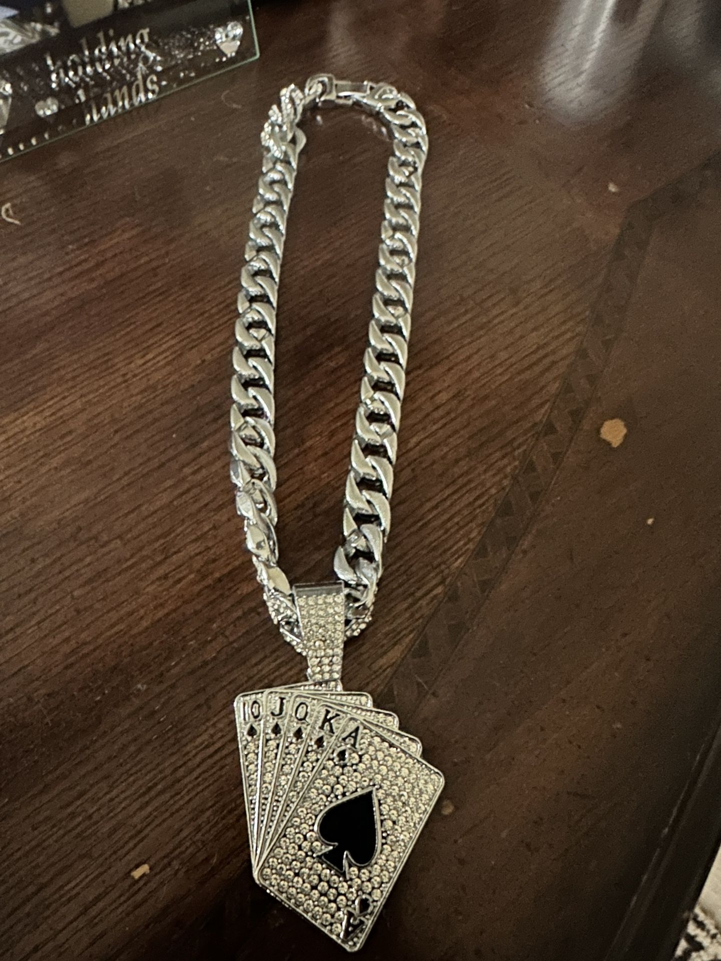 Silver Las Vegas Thick Chain ♠️♦️❤️♣️